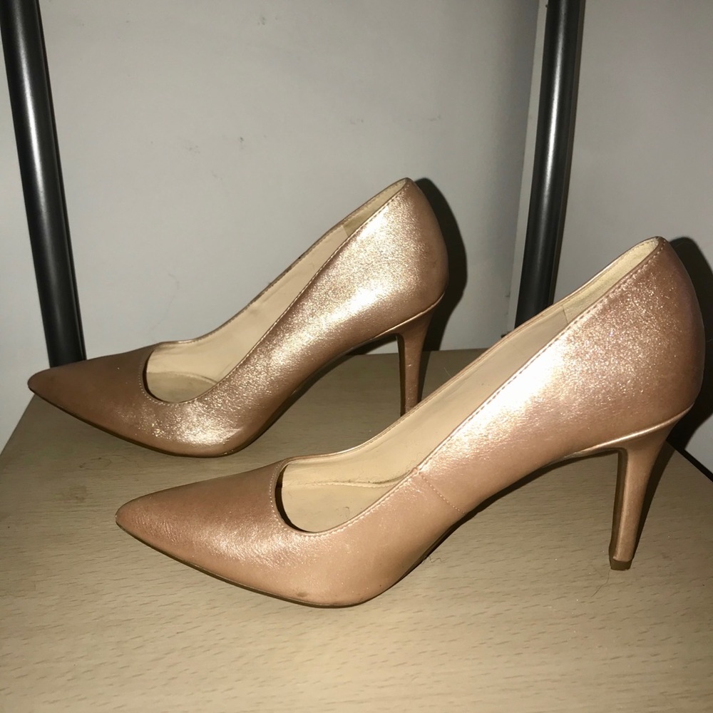 Jessica Simpson heels